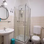 Bed & Breakfast La Chiave Di 4*