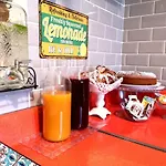 Bed & Breakfast La Chiave Di 4*